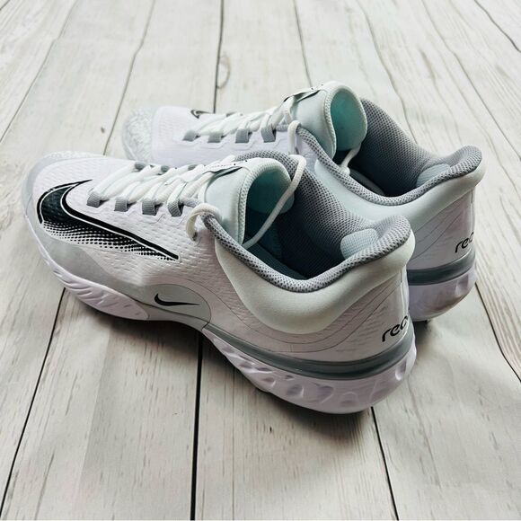 Nike Alpha Huarache Elite 4 Baseball Cleats - Picture 3 of 9